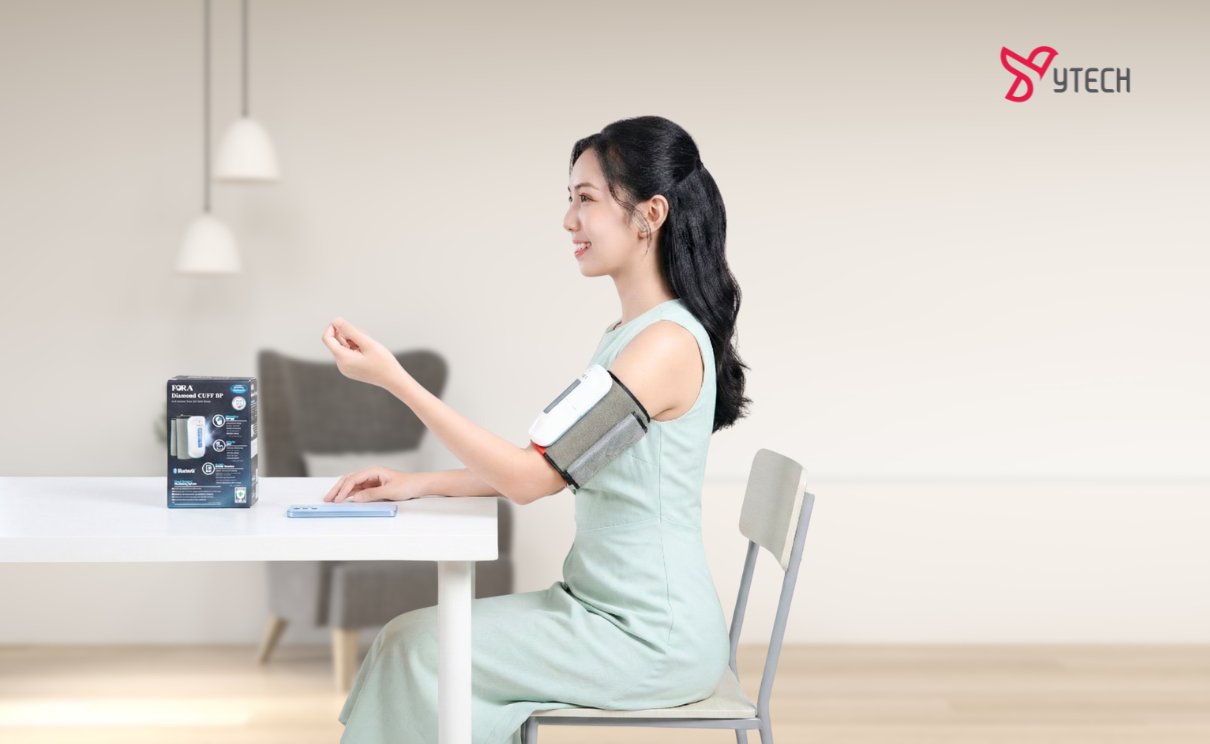 Tập thói quen đo và theo dõi chỉ số huyết áp hàng ngày để có một lối sống lành mạnh hơn.
